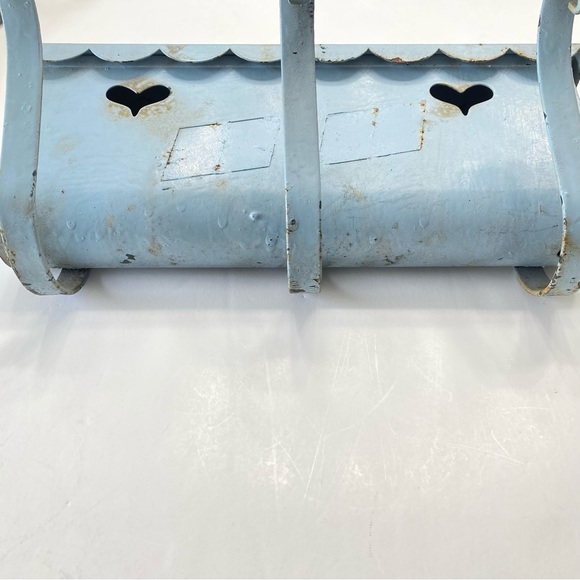 Vintage Rustic Metal Wall Mailbox with Cut Out Hearts - Picture 6 of 12